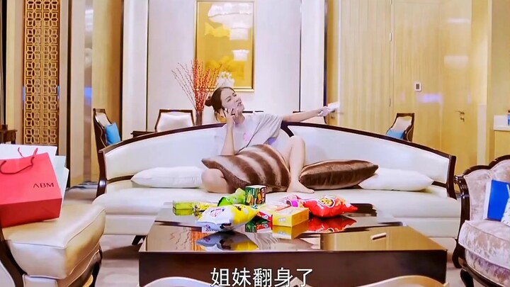 สาวน้อยย้อนเวลากลับไปซื้อลอตเตอรี่ ตั้งแต่นั้นมาชีวิตก็รุ่งเรืองพุ่งสู่จุดสูงสุด