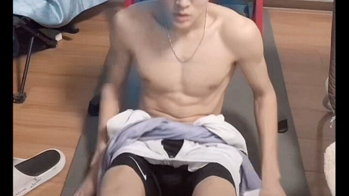 คนหนุ่มสาวนี่แหละใจกว้าง จุดประสงค์ก็คืออยากได้ของขวัญ ไม่อ้อมค้อมให้เสียเวลา