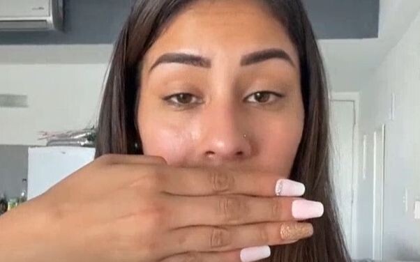 بعدما ذهبتُ إلى الصالون لتلوين الشفاه بالصبغة الدقيقة