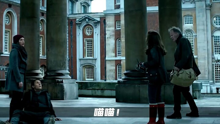 Who wouldn’t love Ultron, who tilts his head and is a gentleman, even his voice is so magnetic! #Mar