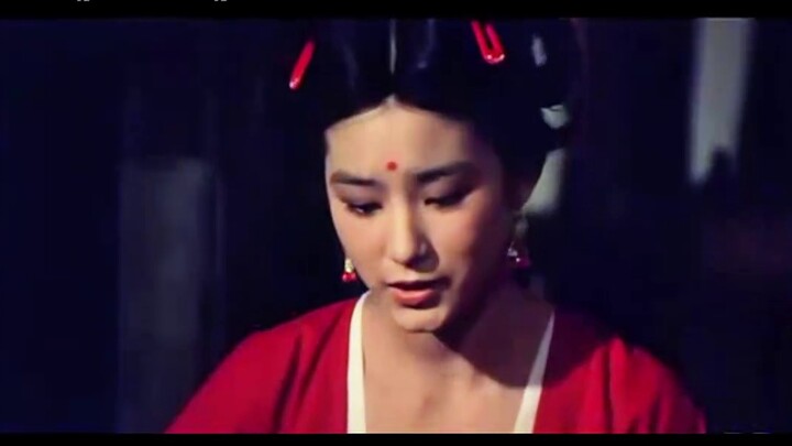 20-year-old Brigitte Lin plays a female ghost who can seduce a man's soul without seducing him in "T