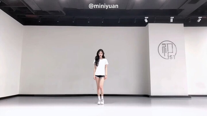 Thêm chút bùng nổ vào nào – Phòng tập cover nhảy