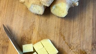 Muỗng trái cây gừng