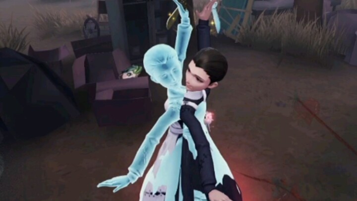 Nghe được giọng nói của đối phương trong chế độ 5 người thật là một trải nghiệm tuyệt vời.