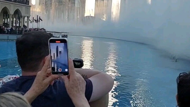 Dubai Burj Khalifa ki video