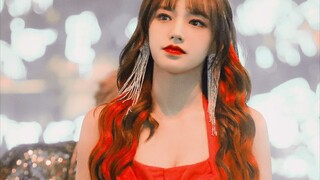 This is what truly deserves a city-ravishing smile! So sweet and spicy! I absolutely love this scene