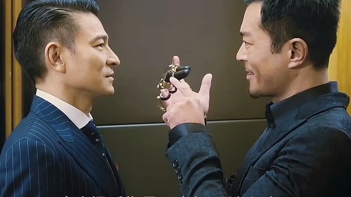 “Begitu keluarga biasa menghadapi kesulitan, yang berjuang adalah takdir dua generasi!”