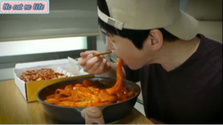 Mì sợi to với đồ chiên phần 1 #mukbang
