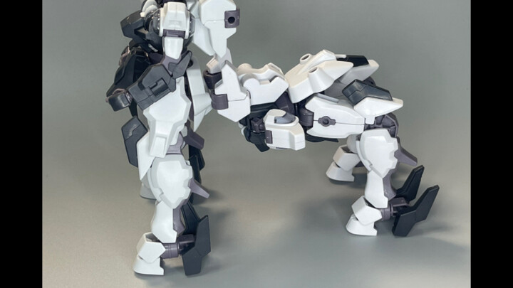 Non-destructive war horse transformation, only two flow channels are needed, no holes need to be ope