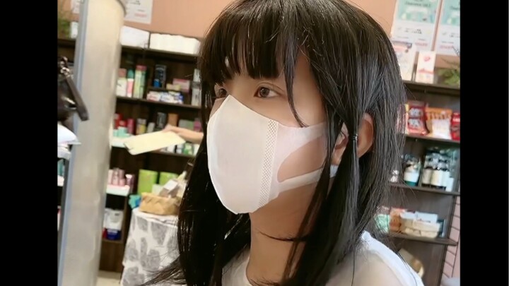 Have you heard of the herpes simplex virus? Just looking at it looks so painful!