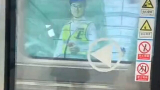《土木学长在地铁站看到了未来的自己》