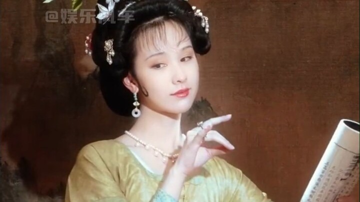 Benar-benar seorang wanita berbalut nuansa klasik! Apa benar Chen Duling bukan keluar dari lukisan k