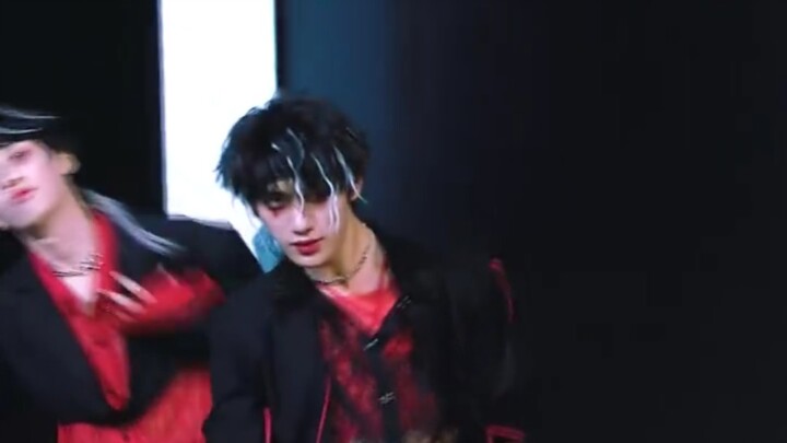 【丁程鑫】《少年ON FIRE》第三次公演舞台 《作为怪物》个人直拍
