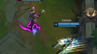 [Sphere] Sword Saint đang ở tầng bình lưu