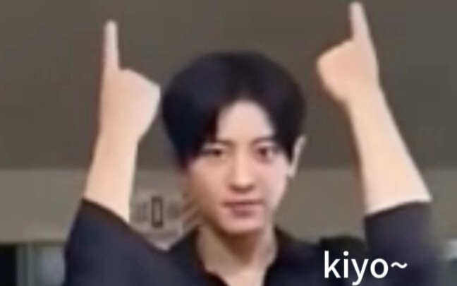 【EXO】เมื่อ EXO เต้นกับเกิร์ลกรุ๊ป...