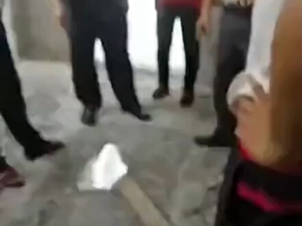 This is ridiculous! The developer—when I first saw it, I thought those on the floor were tiles.