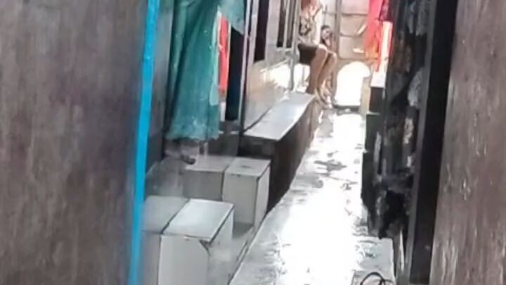 Mumbai fights Ladies