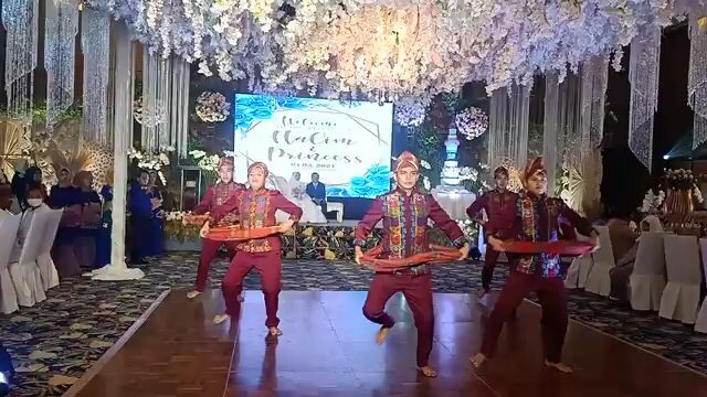 Malong malong Cultural dance