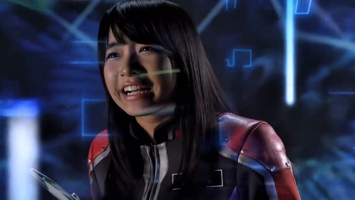 【.UltraMan X】“ربطنا ببعضنا البعض!”