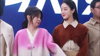 试图得到漂亮女儿关心的多动症妈妈 #母女日常