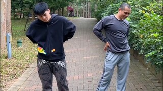 Hey, stop it! This is so awkward!!!