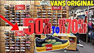 UMAAPAW SA SALE SA VANS ORIGINAL STORE 50 - 70% OFF 700 PESOS LANG VANS SHOES,BAGS,APPARELS AYOS!