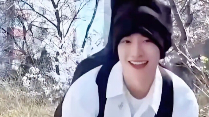 Ziyu nhảy theo giai điệu "Fate" của i-dle và "Kick Back" của WayV