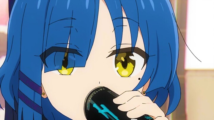 Smoking, drinking, and playing with women’s crumbs