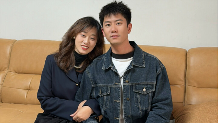 今天给小姑子和妹夫在家拍了一组情侣照！两个人眼神都好清澈呀