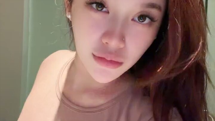 kicau kicaunya kacau aduhh🤤