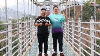 阿米VLOG,和半吨北京一日游，风景优美，玻璃天桥太好玩了