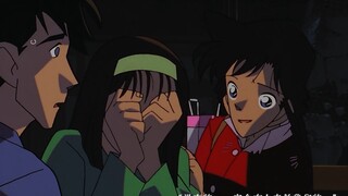 她离开了男主给她撑的伞，发现外面根本没下雨