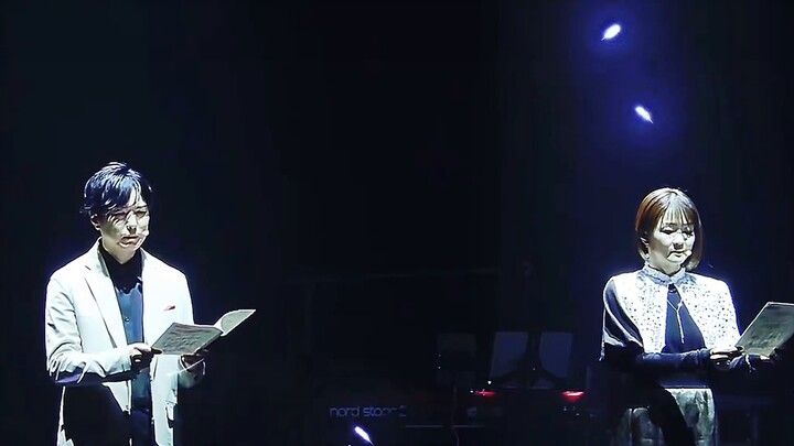 "เฮ้ คุณชอบอะไรในตัวฉันบ้าง" "ฉันชอบพวกเขาทั้งหมดเลย" "ไม่มีอะไรที่ฉันไม่ชอบเลย"