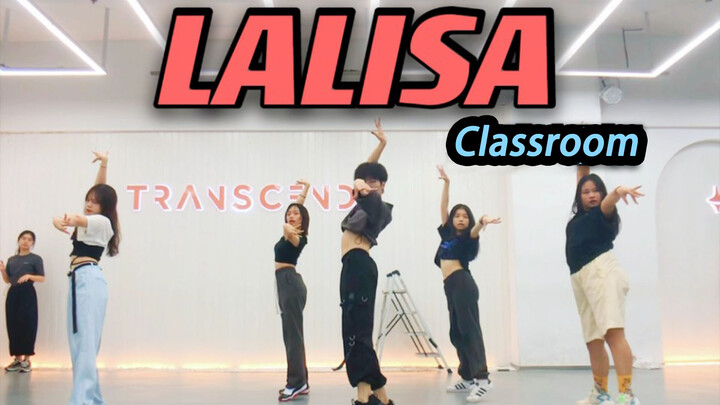 Lisa LALISA Nhảy cover trong lớp học