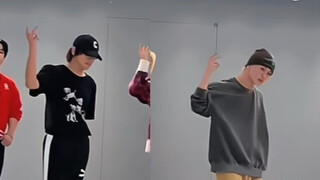Once again, I strongly felt the difference between these two dance styles