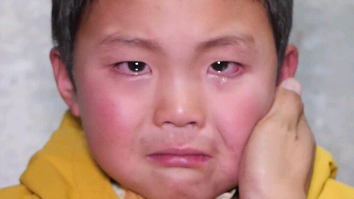 ลูกเอ๋ย ไม่อยากให้หนูต้องร้องไห้อีกแล้ว! เมื่อได้เจอพ่อ พ่อก็จะคอยดูแลและสนับสนุนหนูไปตลอดเลยนะ～