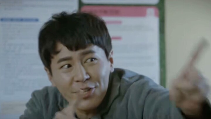 [ชีวิตในคุกที่ชาญฉลาด] และเพื่อที่จะได้ใกล้ชิดกับคนรักของเขา ในที่สุดเซียวหมี่หูผู้ไม่เคยติดต่อมาก่อ