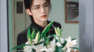 Miracle | This scene of her holding lilies is so beautiful that it makes me dizzy!