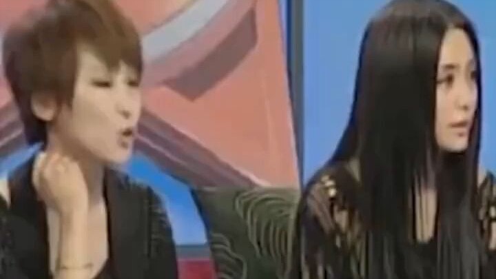 Chung Hân Đồng sắp bị A Kiều chọc cười chết mất! Cô ấy thật sự quá đáng yêu!