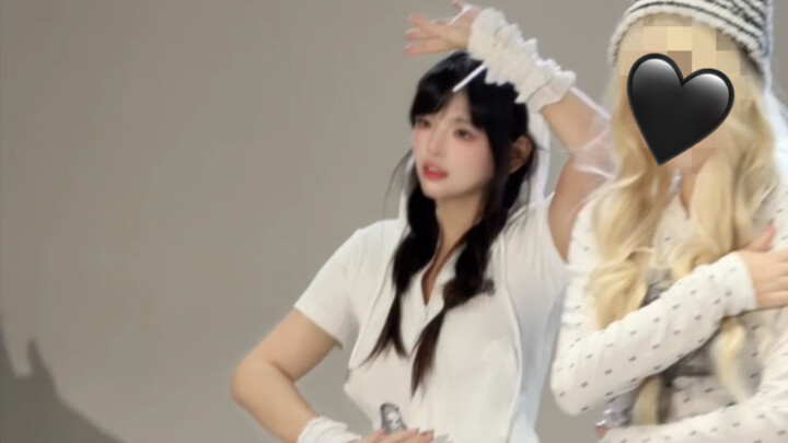 Thời gian ngừng trôi! Xuất hiện lần nữa với vẻ ngoài vô địch đáng yêu | tokiyotomare-illit