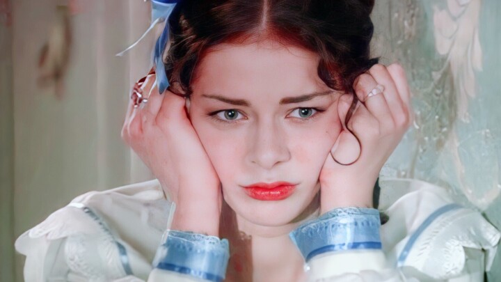 My goodness, young Catherine the Great, who hasn’t seen it? !