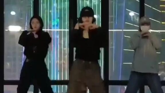 Tomboy choreography dance (Tiktok)