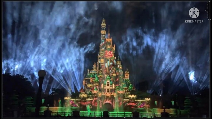 NIGHTTIME SPECTACULAR "MOMENTOUS" HONG KONG DISNEYLAND | CASTLE OF MAGICAL DREAMS | NON COPYRIGHT