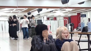 [Chinese Subtitles] The atmosphere is great! ITZY's solo exchange stage in the practice room
