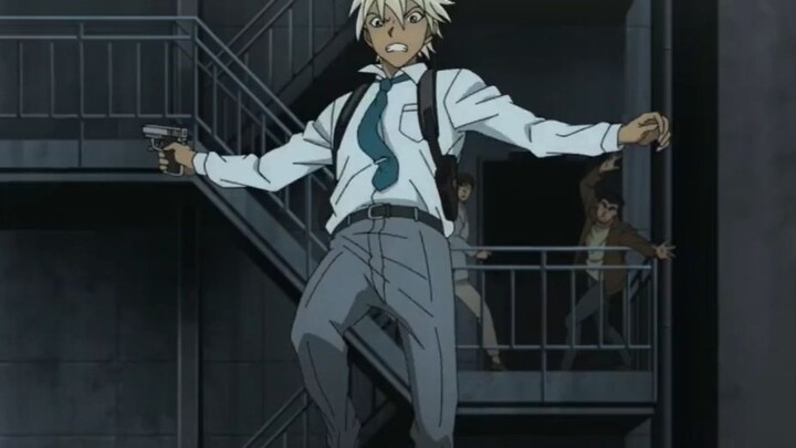 I love watching them fight side by side! Lingling could be the world high jump champion!