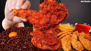 ASMR MUKBANG | BLACK BEAN NOODLES & SPICY FRIED CHICKEN SAUSAGE EATING 진짜장 맘스터치 양념치킨 소세지 먹방!