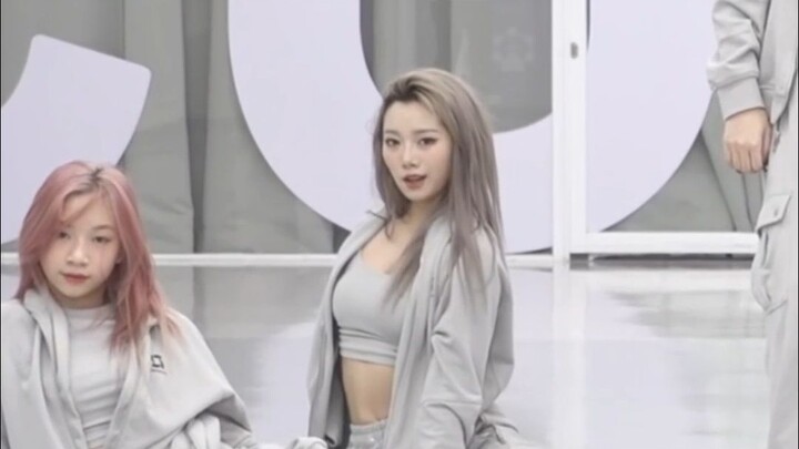 [Creation Camp Asia Wang Ke] สาวน้อยแสนหวานที่เปี่ยมพลังได้กลายมาเป็นสาวสวยสุดเซ็กซี่แล้วเหรอ? เผยภา