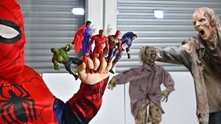 Superheroes Toys VS Zombie Toys