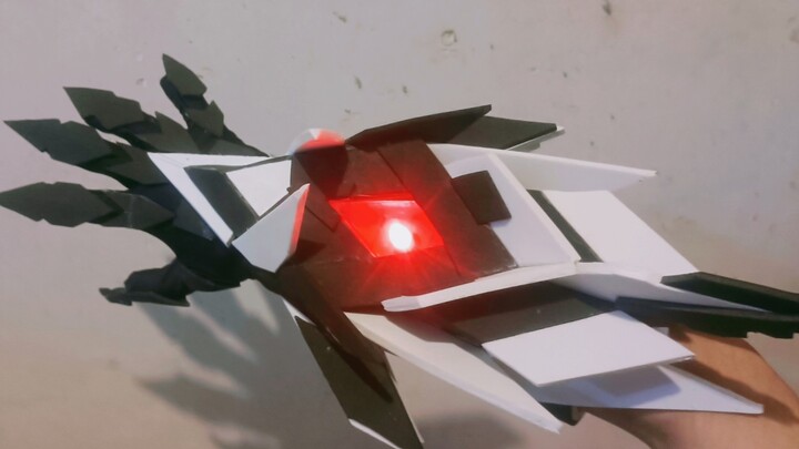 สร้างเกราะแขน Kamen Rider ของคุณเอง