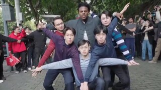 Speed bertemu dengan Kelompok Tari Buqi di Chongqing dan berfoto bersama!